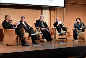 Foto vom Podium: Robert Antretter, Pastor Dr. Johannes Feldmann, Prof. Dr. Dietmar Mieth, Volker Langguth-Wasem, Dr. Vanessa Lux